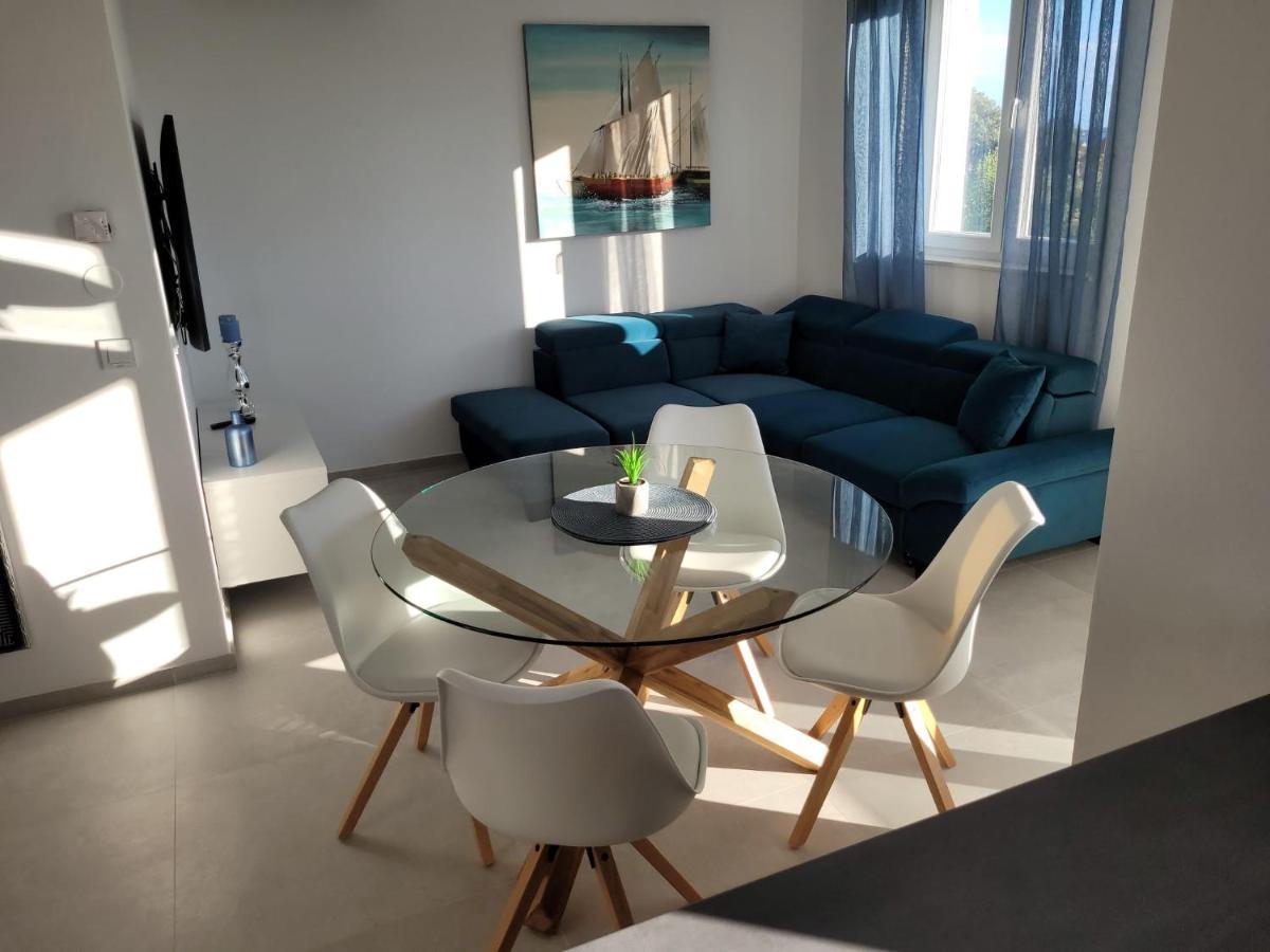 Haus Dalmatia With Heated Pool *