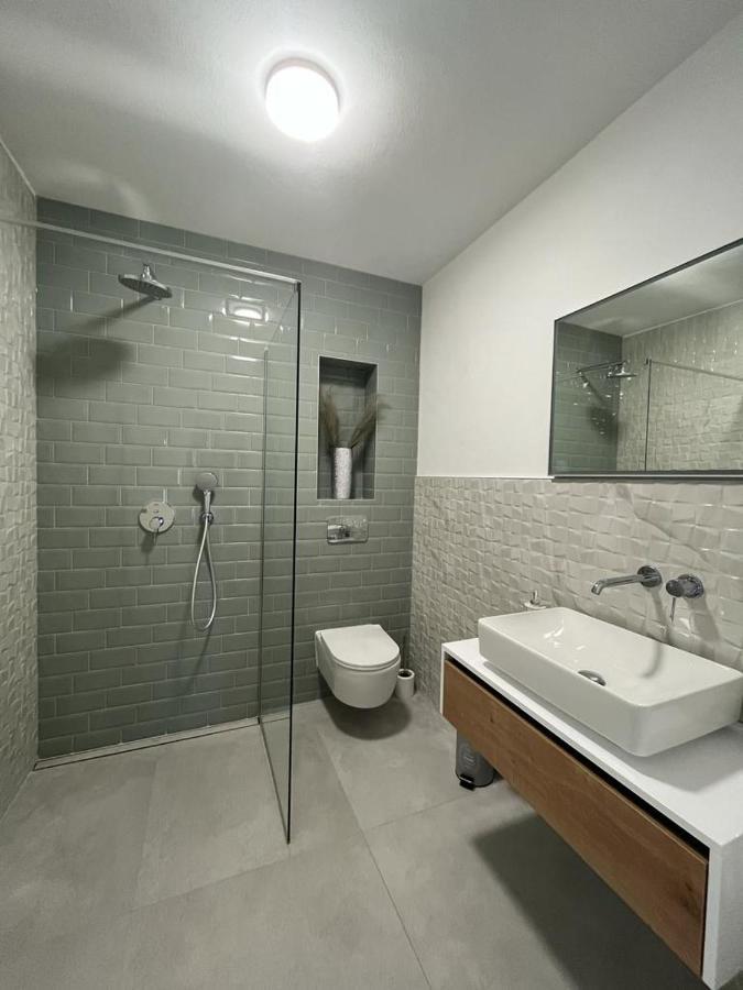 Appartement Haus Dalmatia With Heated Pool